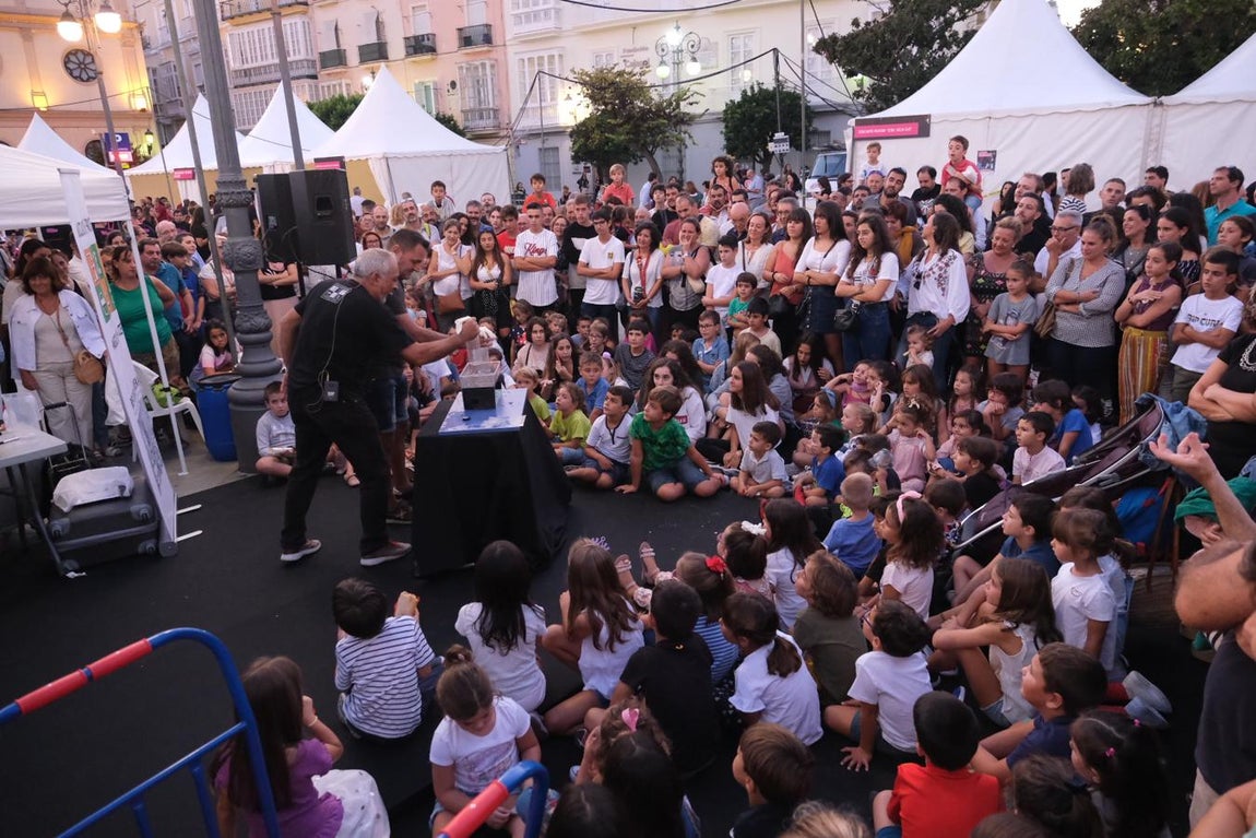 La ciencia arrasa en la Noche Europea de los Investigadores