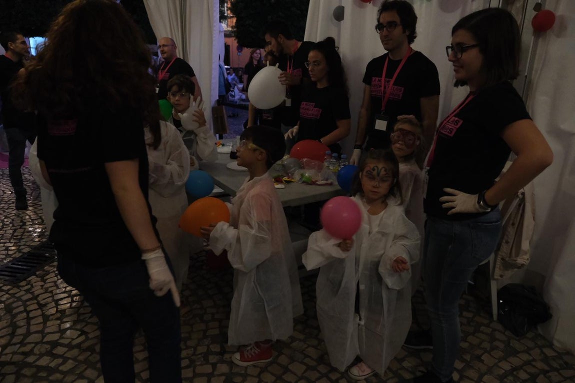 La ciencia arrasa en la Noche Europea de los Investigadores