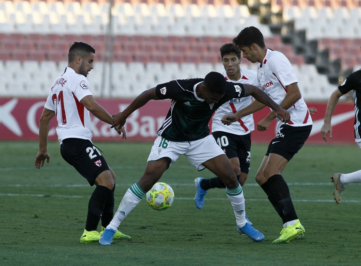 La afición blanquiverde y lo más destacado del Sevilla Atlético-Córdoba CF, en imágenes