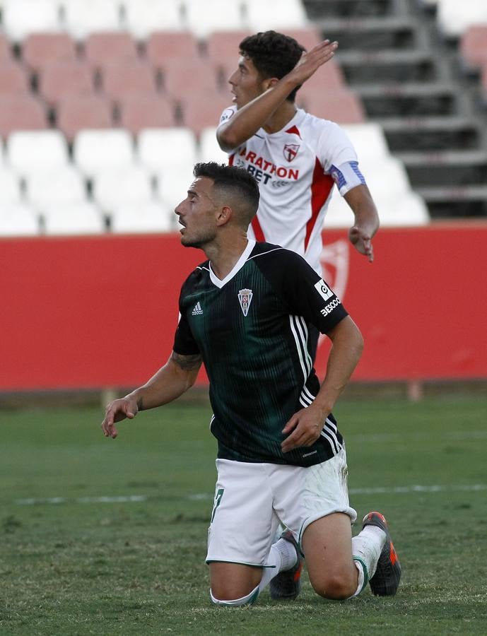 La afición blanquiverde y lo más destacado del Sevilla Atlético-Córdoba CF, en imágenes