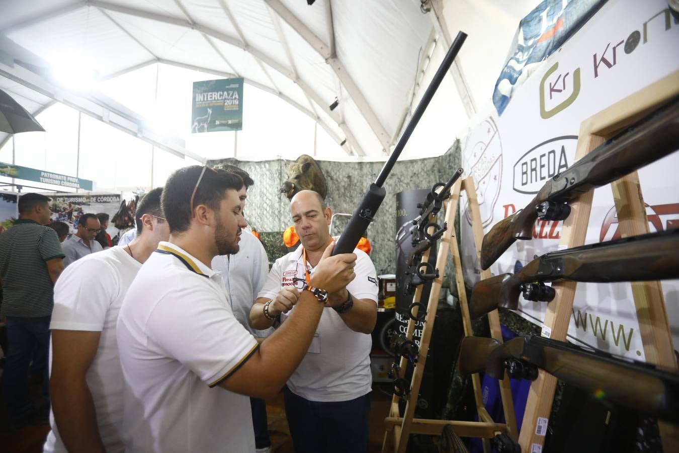 La tercera jornada de Intercaza, la feria de la caza de Córdoba, en imágenes