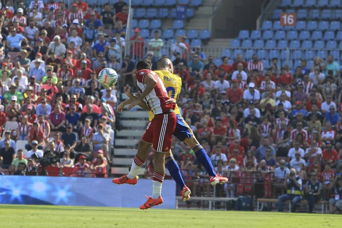 Las mejores imágenes del partido Almería-Cádiz (1-2)
