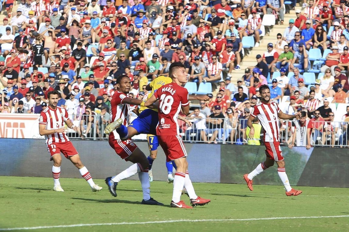 Las mejores imágenes del partido Almería-Cádiz (1-2)