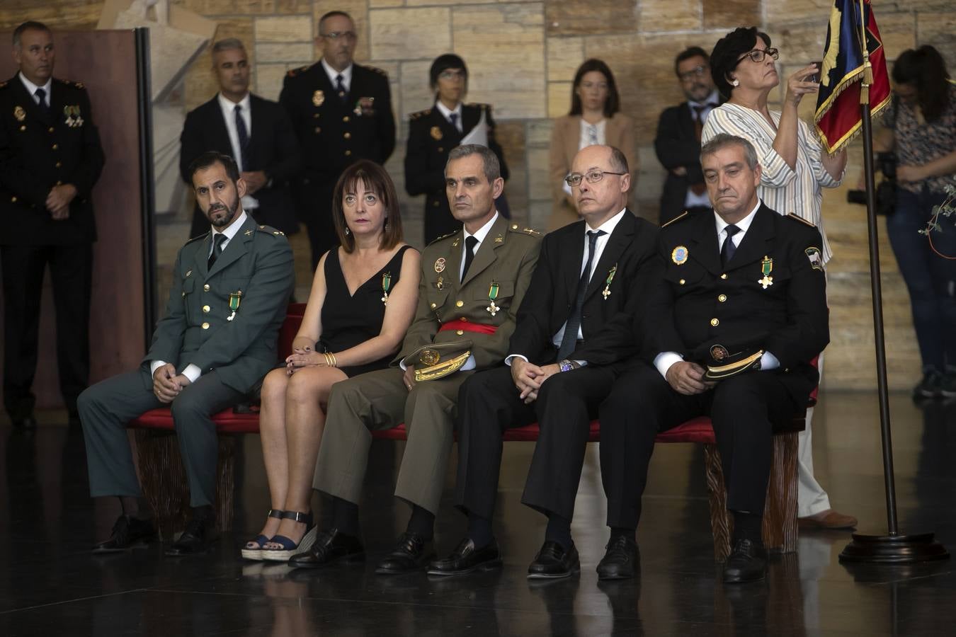 En imágenes, la Policía Nacional celebra en Córdoba a su patrón