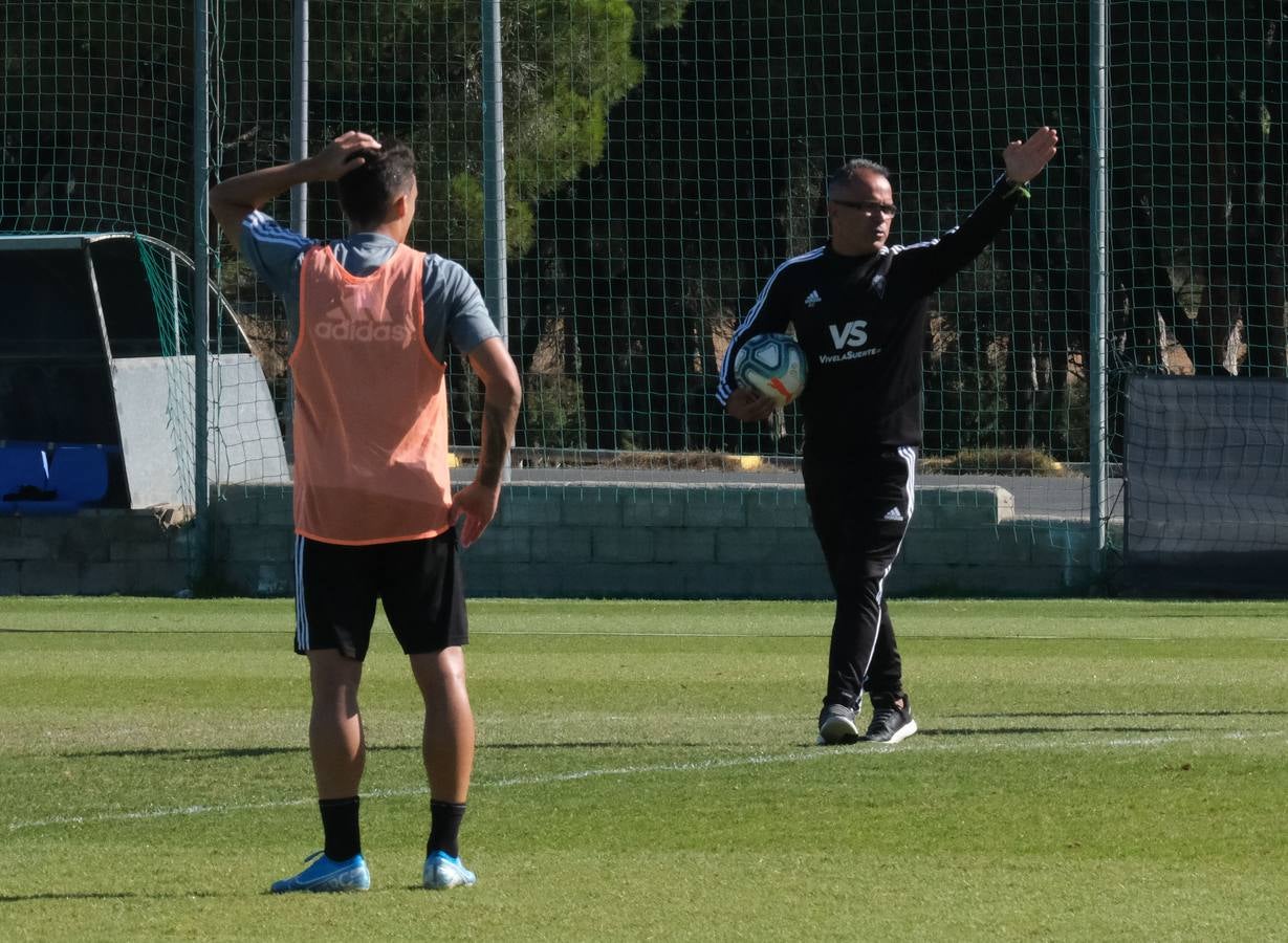 El entrenamiento de un Cádiz CF líder, en imágenes