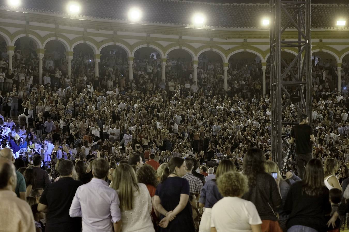 En imágenes, el concierto de Pablo López en Sevilla