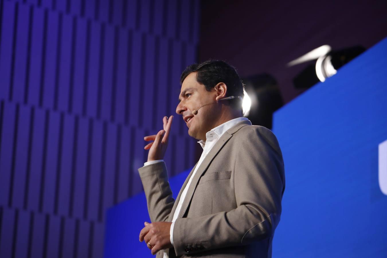 El paso de Pablo Casado por la Convención Económica del PP en Córdoba, en imágenes