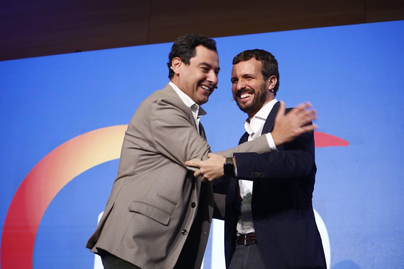 El paso de Pablo Casado por la Convención Económica del PP en Córdoba, en imágenes