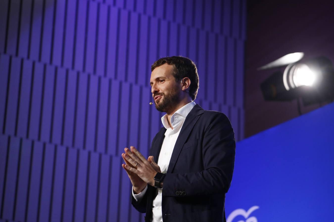 El paso de Pablo Casado por la Convención Económica del PP en Córdoba, en imágenes