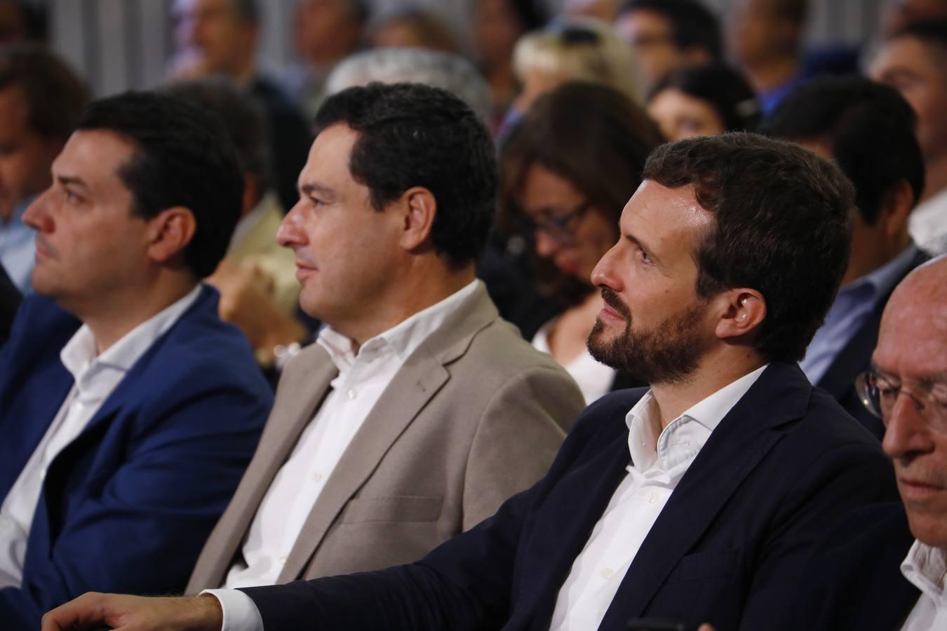 El paso de Pablo Casado por la Convención Económica del PP en Córdoba, en imágenes