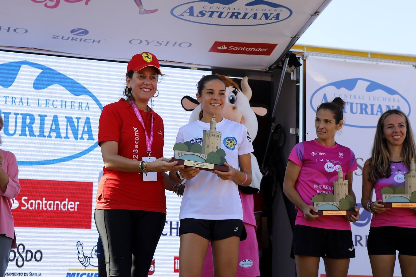 Si has participado en la Carrera de la Mujer de Sevilla, búscate (I)