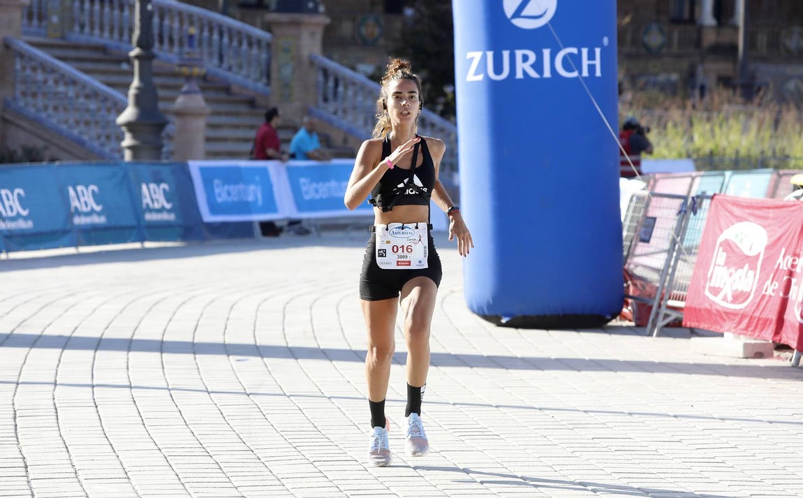Si has participado en la Carrera de la Mujer, búscate (III)
