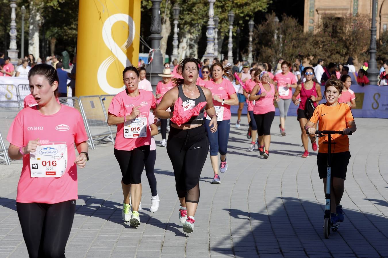 Si has participado en la Carrera de la Mujer, búscate (IV)