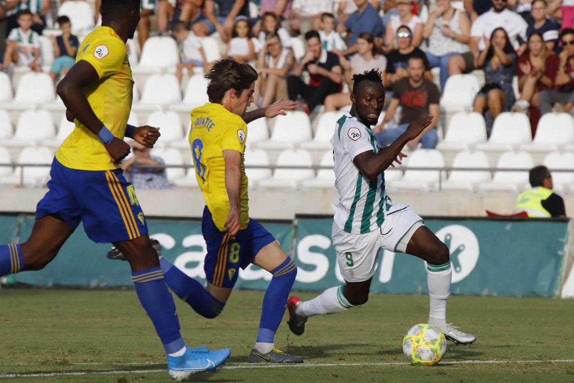El Córdoba CF-Cádiz CF, en imágenes