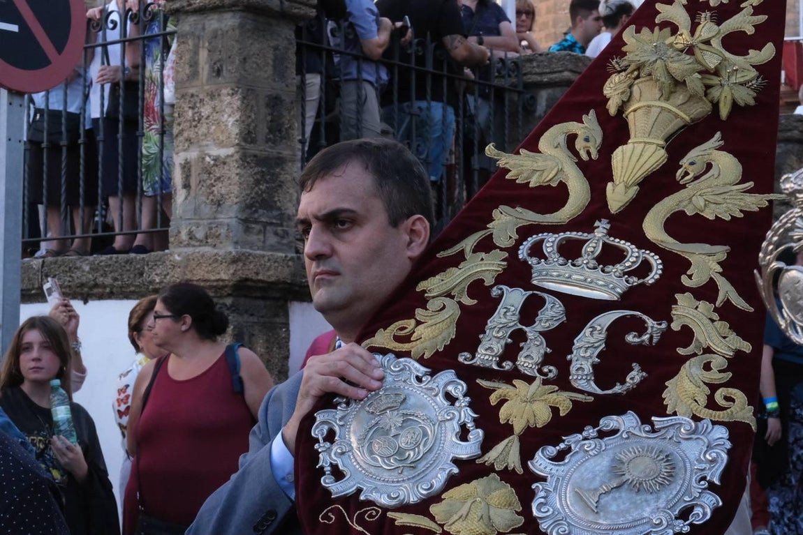 FOTOS: Cádiz celebra la festividad de la Patrona