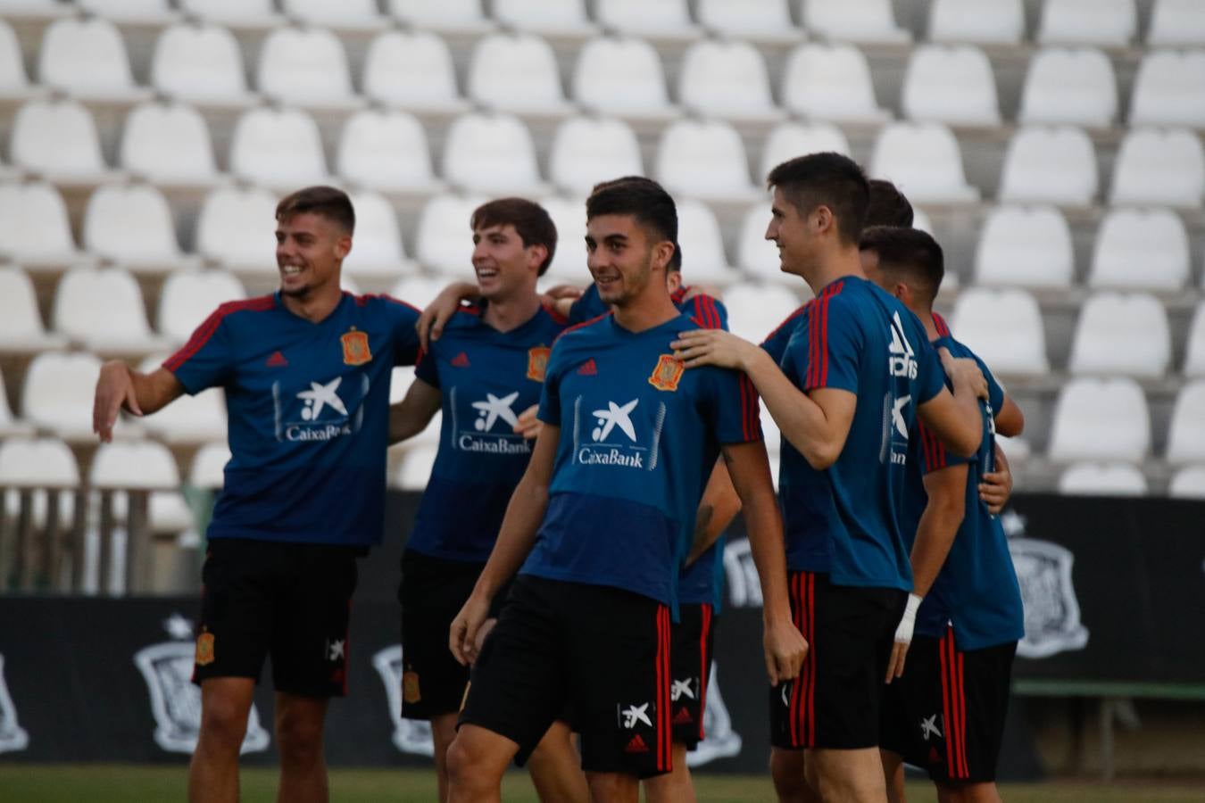 Lo mejor del entrenamiento de España sub 21 en Córdoba, en imágenes