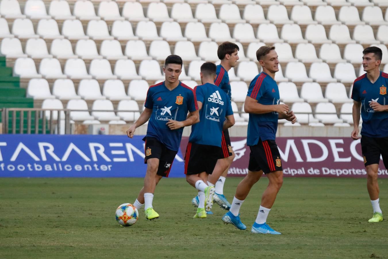 Lo mejor del entrenamiento de España sub 21 en Córdoba, en imágenes