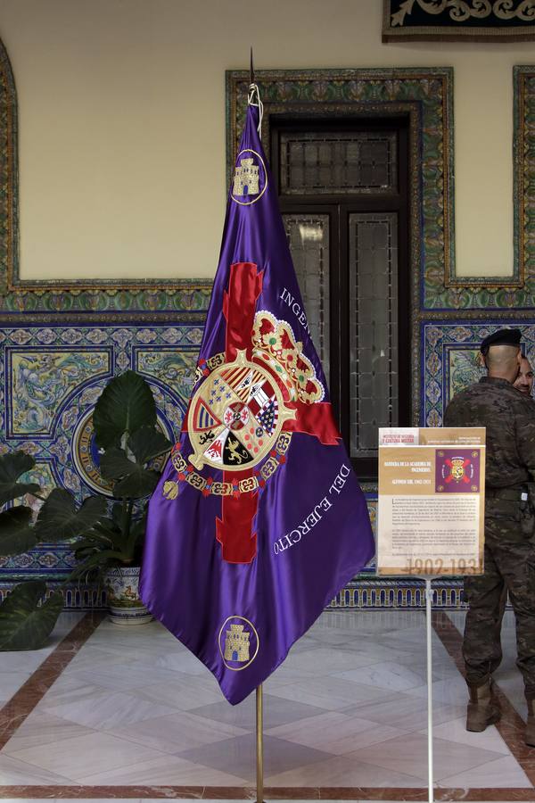 Exposición de banderas históricas en la Capitanía General