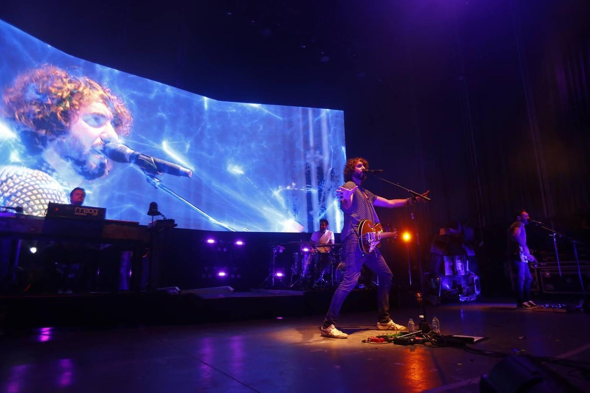 La actuación de Izal en el Cajasur I Like Festival, en imágenes