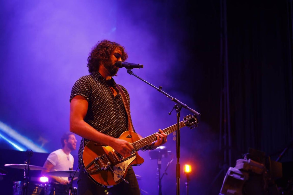 La actuación de Izal en el Cajasur I Like Festival, en imágenes