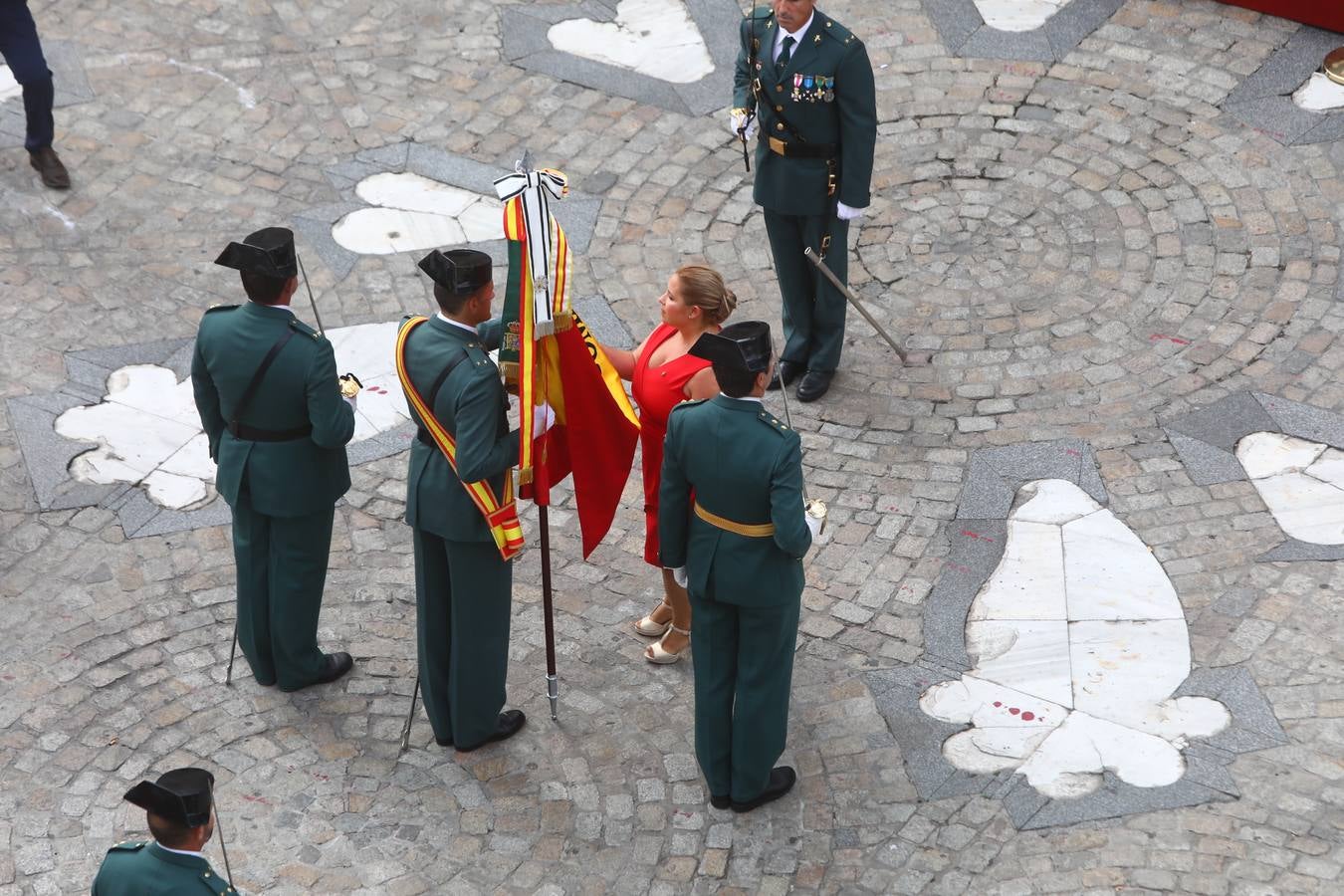 La Guardia Civil celebra el Día de la Virgen del Pilar en la Catedral de Cádiz