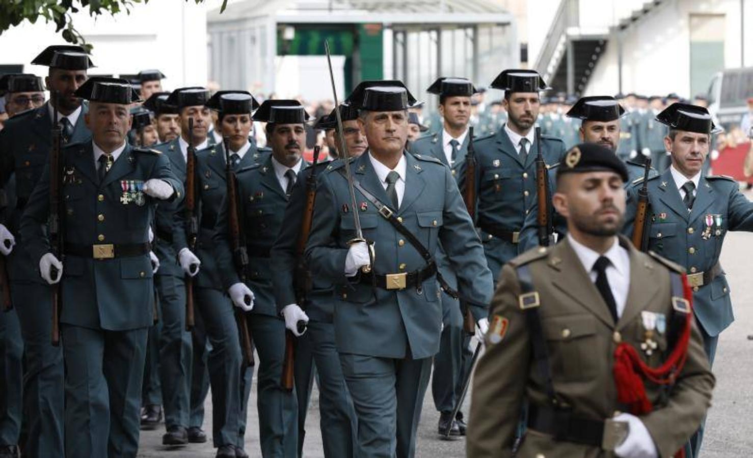 El Día del Pilar en la Guardia Civil de Córdoba, en imágenes