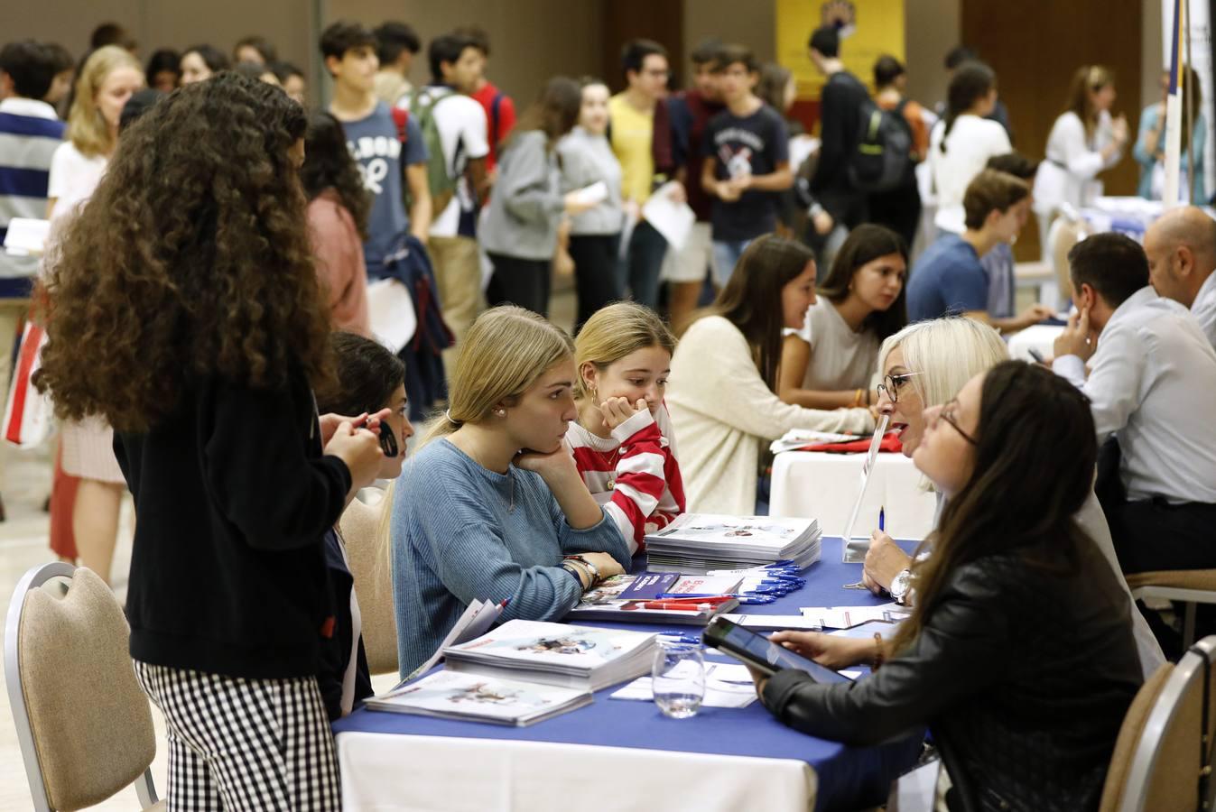 El Salón de Orientación Universitaria Unitour en Córdoba, en imágenes