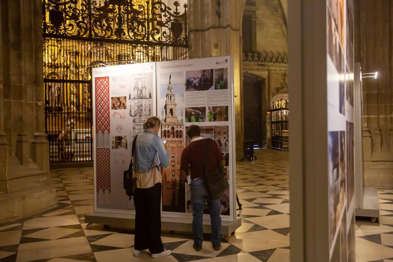 Fotogalería: la Giralda de Sevilla recupera su color original