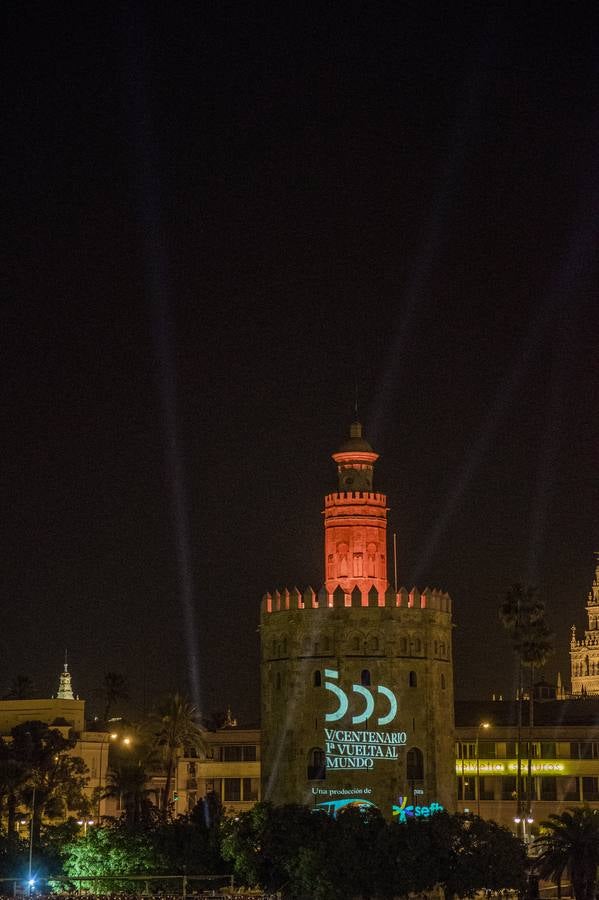 En imágenes, el mapping sobre la Torre del Oro