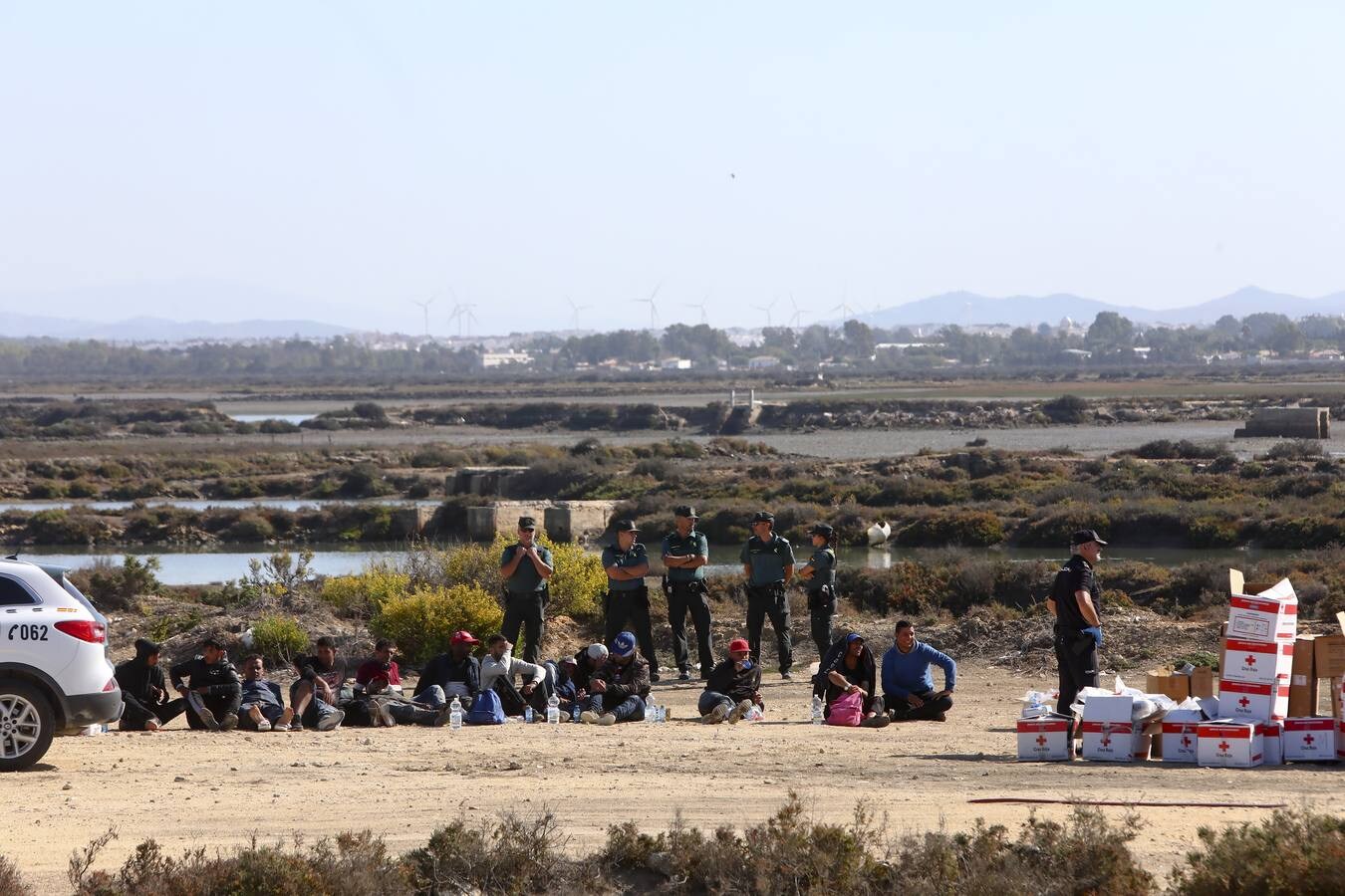 FOTOS: Un centenar de inmigrantes llega a Cádiz