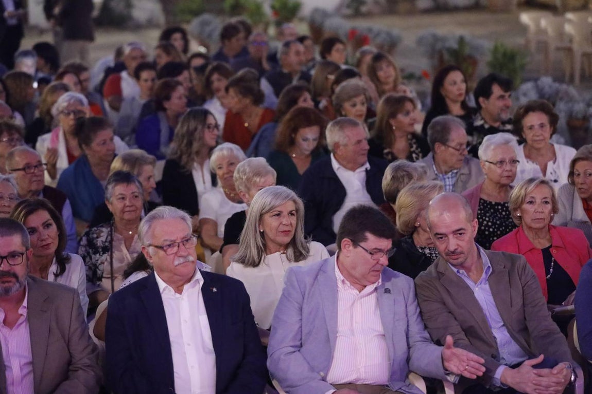 La gala homenaje a las mujeres con cáncer de mama de Córdoba, en imágenes