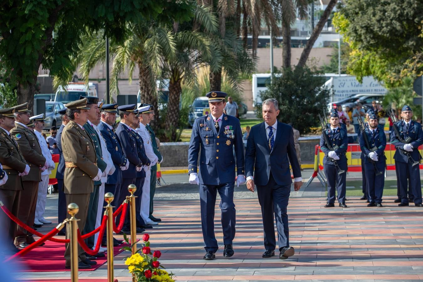 En imágenes, jura de bandera civil en Tomares