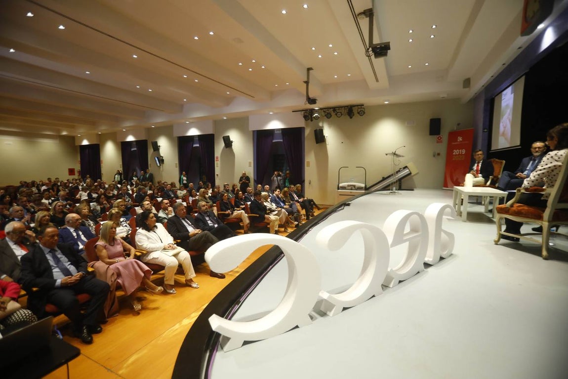 La Asociación contra el Cáncer celebra su 25 aniversario en Córdoba, en imágenes