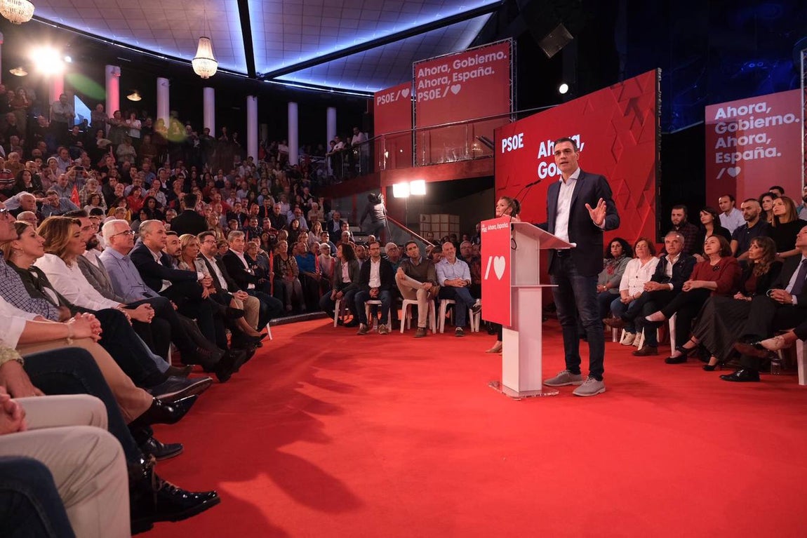 Fotos: Pedro Sánchez y Susana Díaz en Cádiz