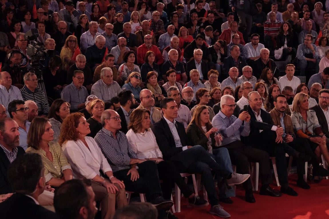 Fotos: Pedro Sánchez y Susana Díaz en Cádiz