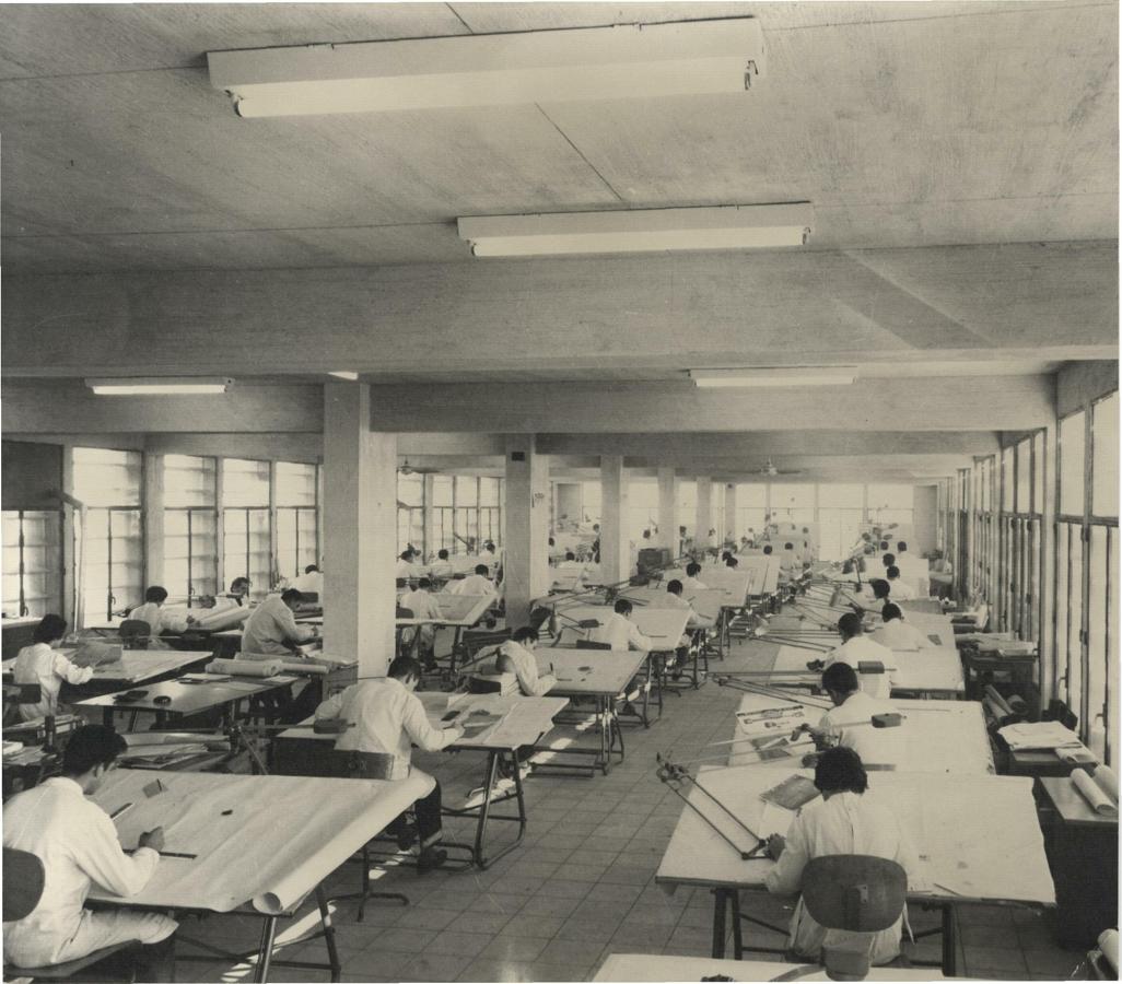 Centro de ingeniería y diseño en el complejo de la factoría Barreiros Diéselen Villaverde (Madrid).. 