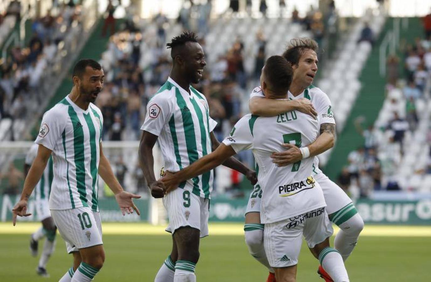 La victoria del Córdoba CF contra el San Fernando, en imágenes