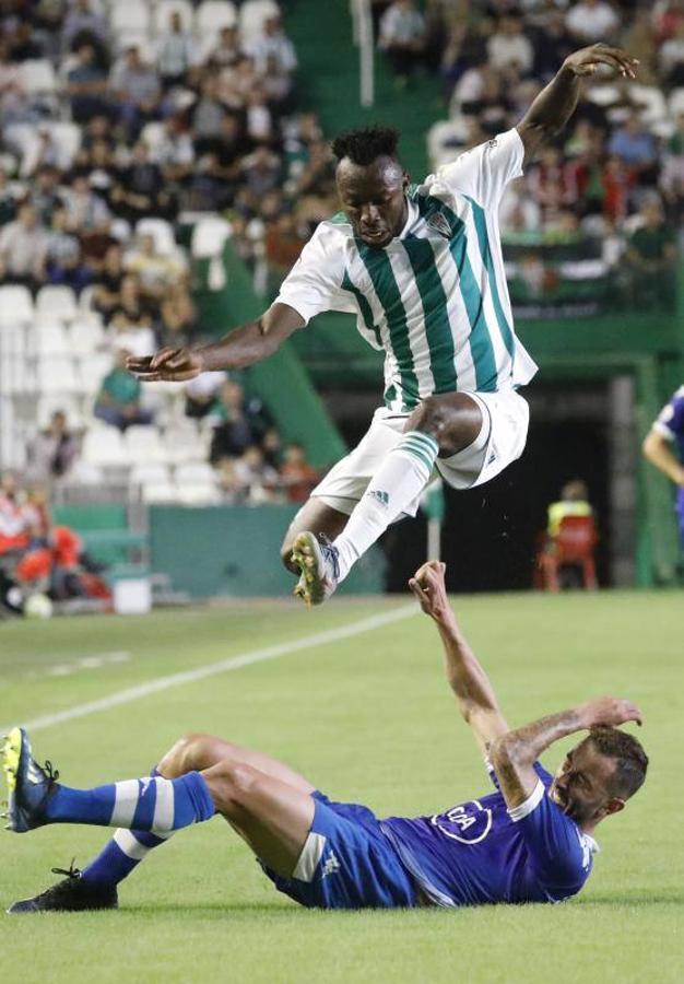 La victoria del Córdoba CF contra el San Fernando, en imágenes