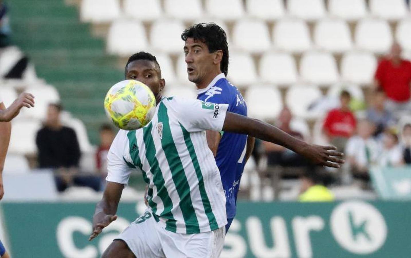 La victoria del Córdoba CF contra el San Fernando, en imágenes