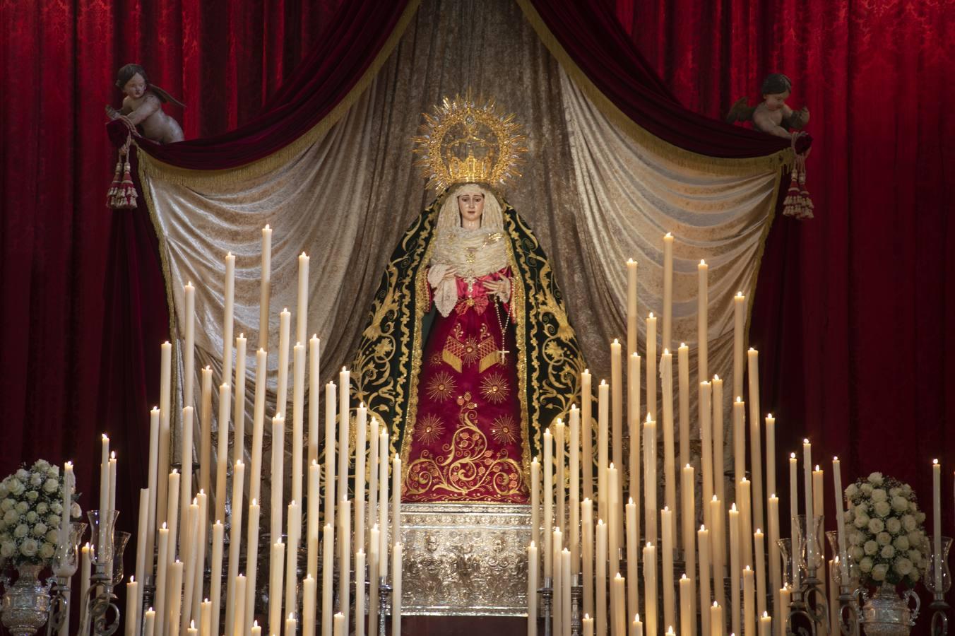 El majestuoso altar de la Virgen de la Palma