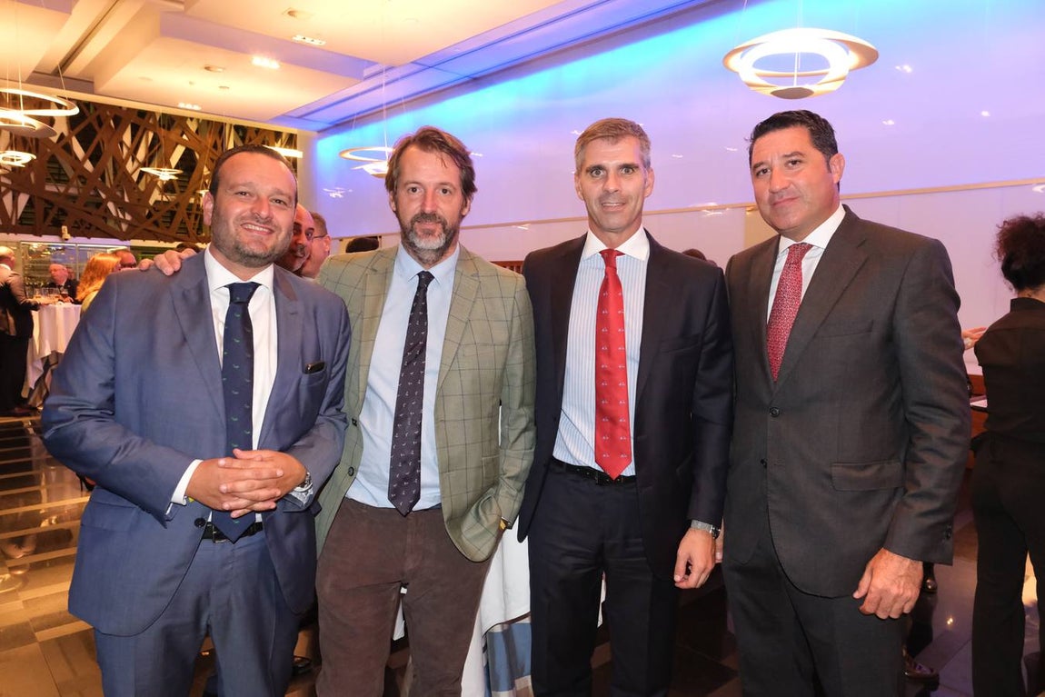 Sergio González, Luis Llerena, Jesús Velázquez y Carlos Dorado. 