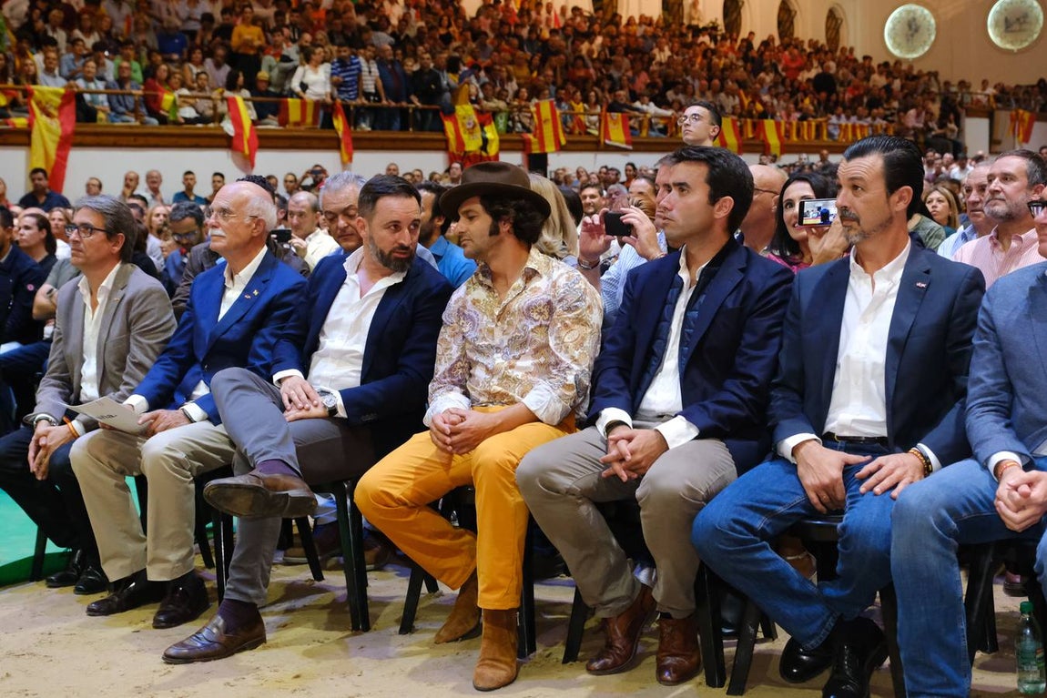 FOTOS: Lleno absoluto en el mitin de Santiago Abascal en Jerez