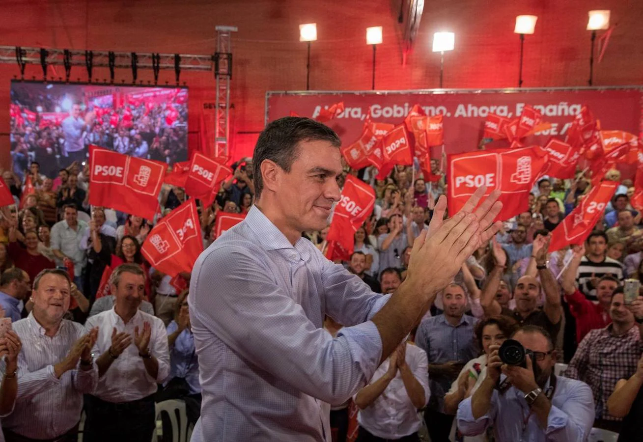 Pedro Sánchez abre la campaña electoral en Sevilla. 