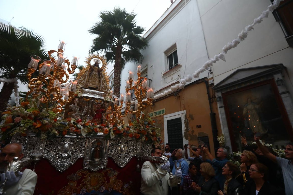 Procesión de la Virgen de la Palma Coronada