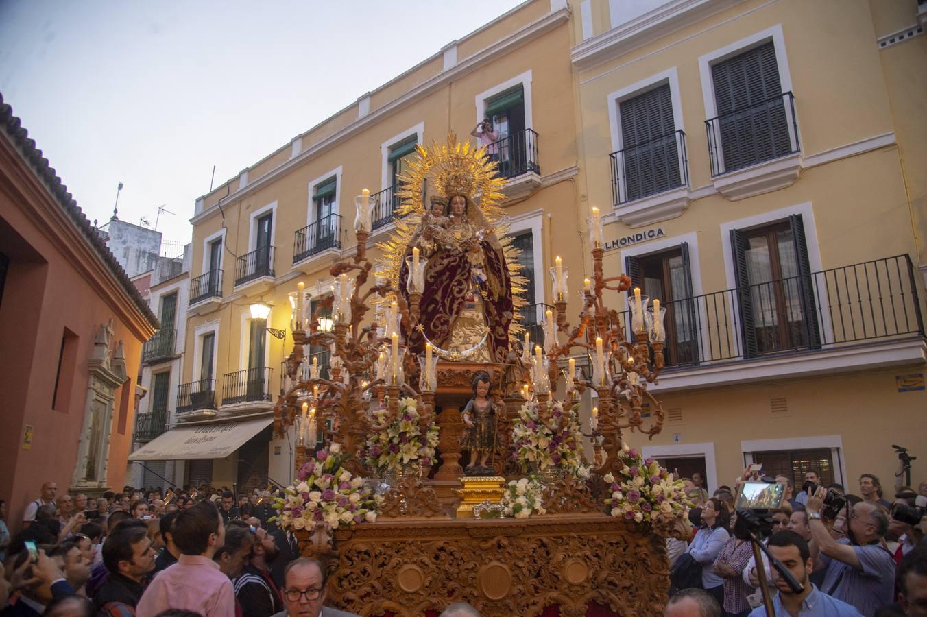 Procesión de la Virgen del Rosario de San Vicente