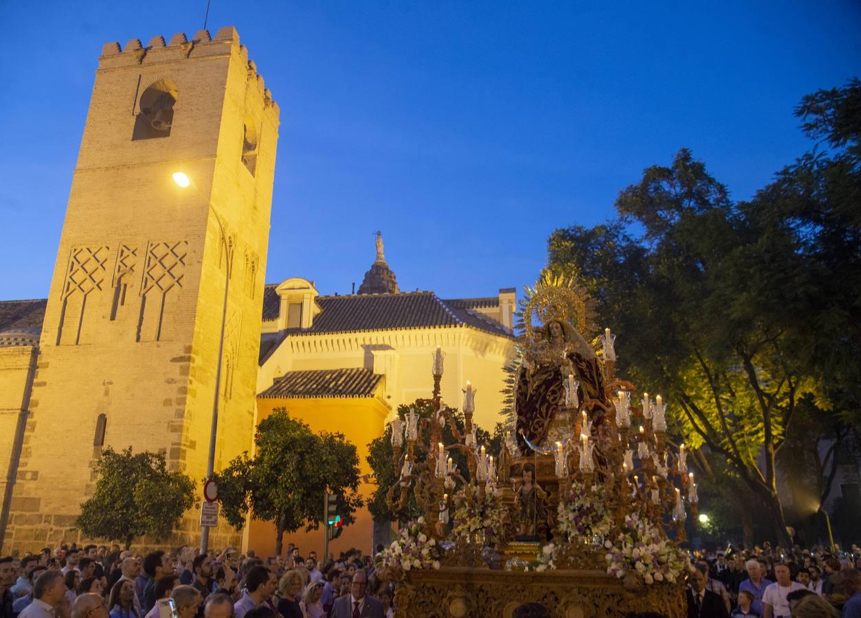 Procesión de la Virgen del Rosario de San Vicente