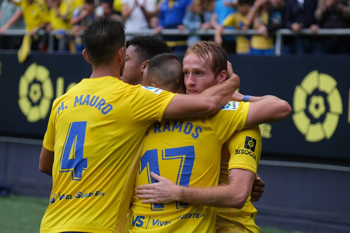 Partido Cádiz-Sporting (3-1)