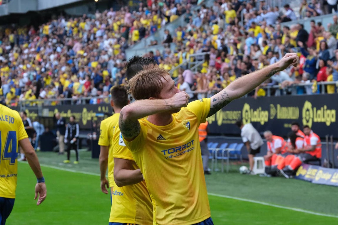 Partido Cádiz-Sporting (3-1)