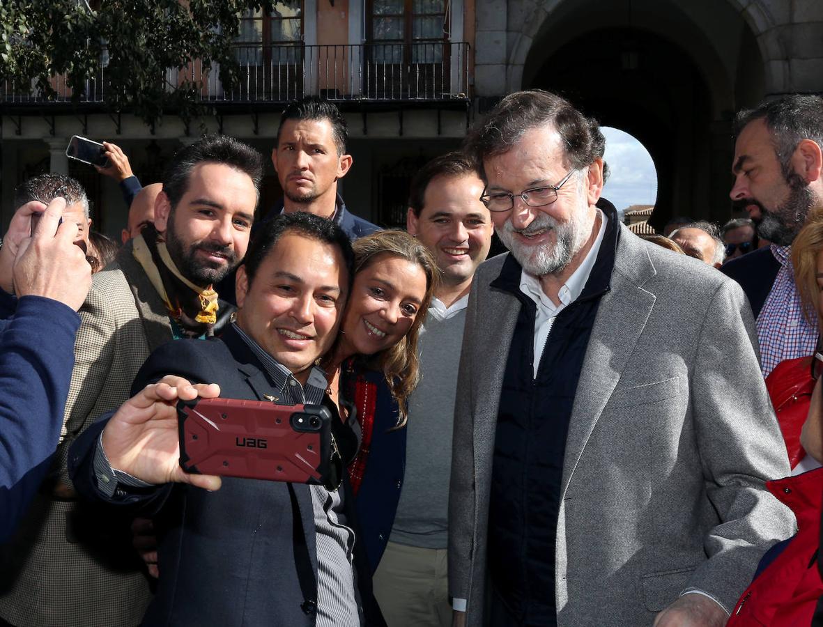 Caluroso recibimiento de Rajoy en Toledo