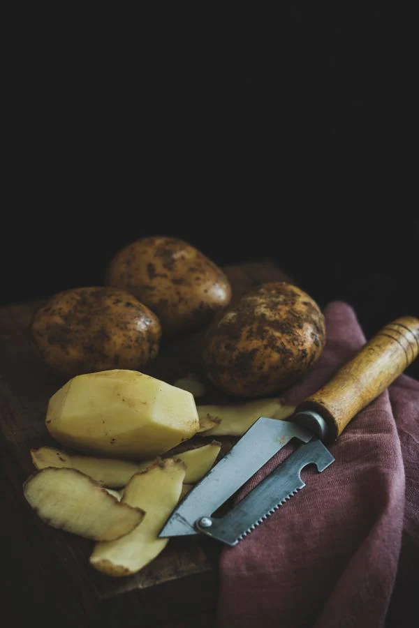 Patatas cocidas. Las patatas cocidas, muy presenten en nuestra gastronomía, también tienen un gran poder saciante gracias a sus hidratos de liberación lenta.